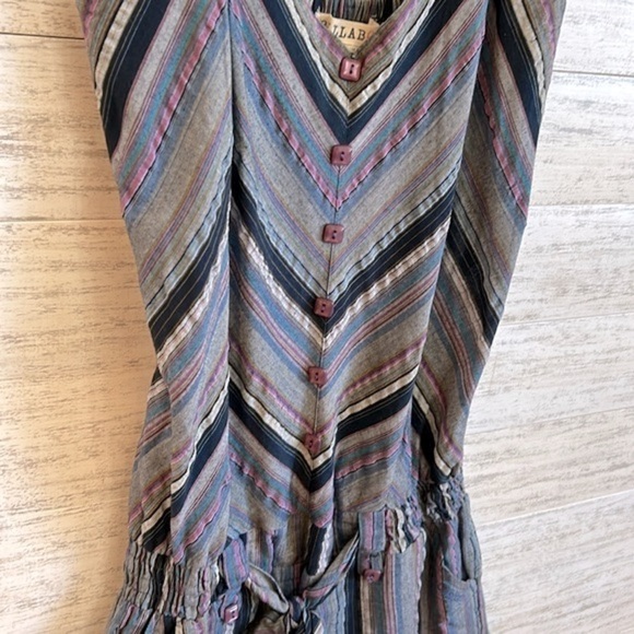 Billabong Romper | SIZE M - Picture 4 of 4